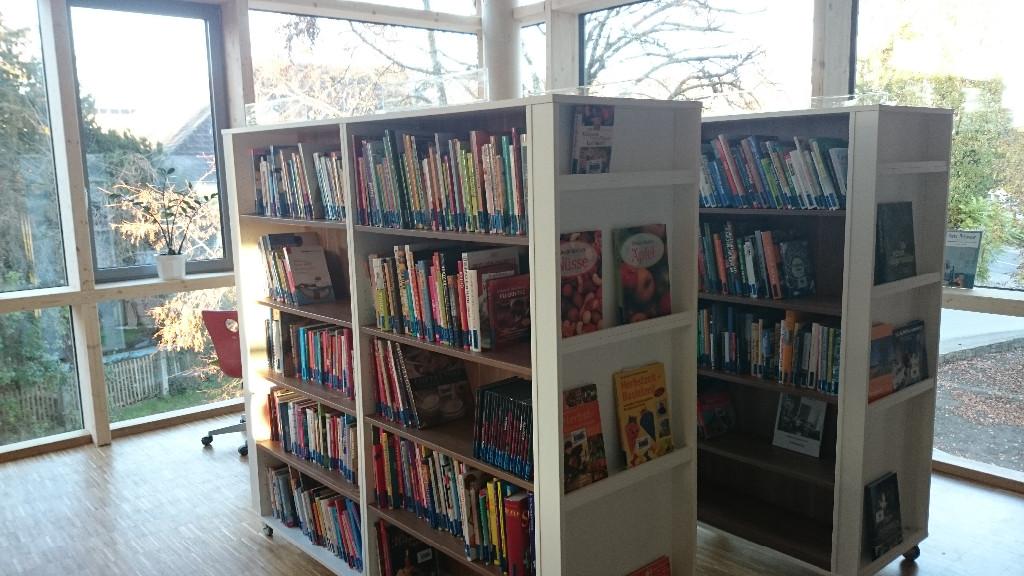 Innenansicht Bibliothek Kronstorf
